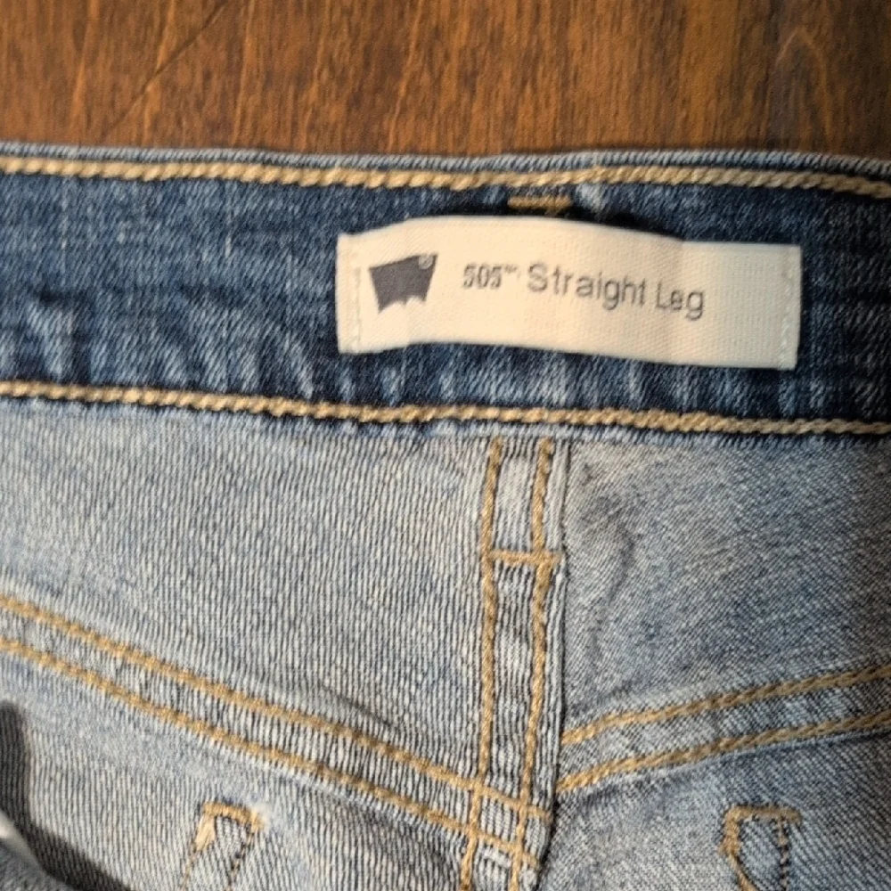 Levi's 505 Straight Leg Jeans 31x34 - Picture 2 of 6